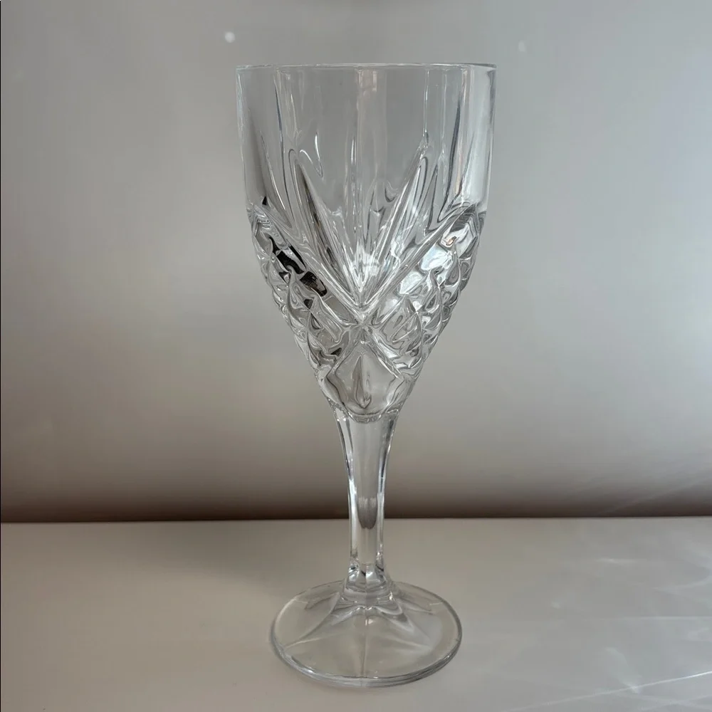 Godinger Dublin Crystal Wine/Water Goblets/Glasses Set Of 4